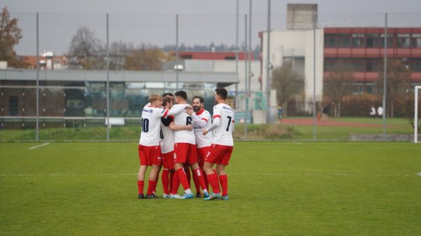 DISKUSSIONSLOSER 2:0 (1:0) PFLICHTSIEG GEGEN FC SRBIJA